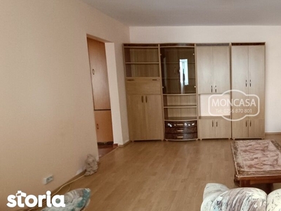 Apartament 2 camere zona Capat 1, etaj 3, semidecomandat