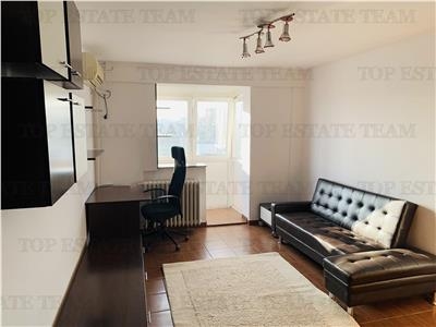 Apartament cu 2 camere de vanzare, Piata Victoriei