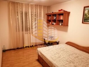 APARTAMENT 3 CAMERE ZONA BULEVARDUL GEORGE ENESCU