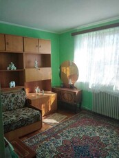 Apartament 3 camere, zona parc Sucevei, pret 50000 euro neg