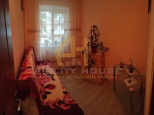 Apartament 3 camere, zona Primaverii ( fosta Posta ), Botosani