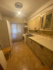 Apartament 3 camere,Semidecomandat, Zona Primaverii,58 mp utili, pret 68000 euro neg