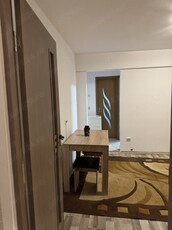 Apartament 2 camere de închiriat