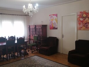 Inchiriere apartament 4 camere Piata Rosetti, Sfintilor, zona ultracentrala