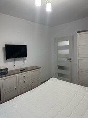 inchiriez apartament 2 camere cu loc de parcare