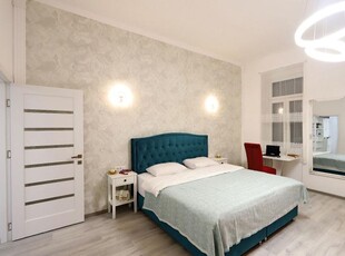 Ultracentral #Oradea, 3 apartamente, 215 000 (neg, comision 0)