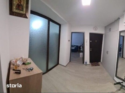 Apartament Vasile Aaron 70 mp utili.3 camere,lift,pivnita