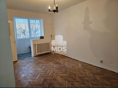 Apartament cu 3 camere Piata Doina