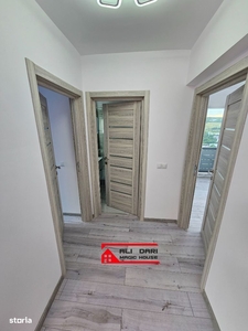 Str Stelelor zona Calea Baciului / Apartament de 3 camere finisat