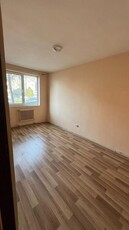 Apartament 3 camere decomandat – 72 mp