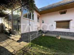 Casa de vanzare 3 camere 105 mpu teren liber 498 mp si garaj Mandra