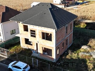 Casa individuala 210mp cu teren 460mp cartier Tineretului