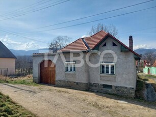 Casa individuala de vanzare cu teren de 1849 mp in Sacel Sibiu