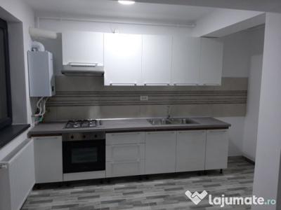 Apartament decomandat cu 3 camere Spitalul Judetean