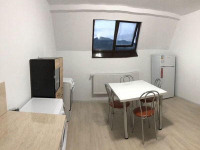 2 camere in zona Lipovei