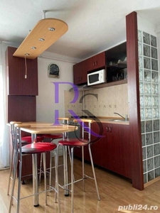 Apartament cu 3 camere, Zona Manastur, str. Cal.Manastur, Balcon generos