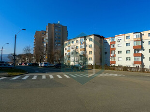 Apartament 2 camere - Etaj 1 - Str.Trandafirilor