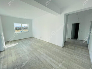 Apartament 3 camere balcon boxa si parcare proprie zona Bran