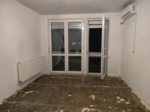 Apartament 3 camere Titan, Barajul Cucuteni intersectie Barajul Lotru