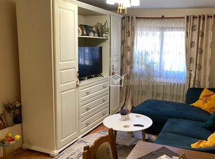 Apartament 3 camere, zona linistita, luminos, etaj intermediar!