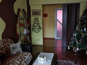 Apartament 4 camere Dristor