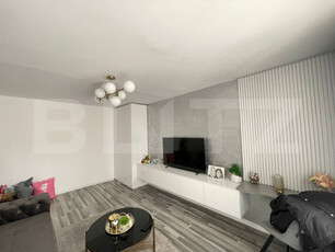 Apartament cu 3 camere decomandat