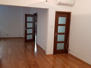 Inchiriere apartament 4 camere Muncii Apartament in vila Va propunem spre inchiriere u