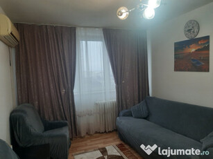 Închiriez apartament cu 3 camere, str. Apusului