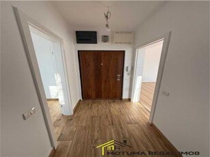 Vand Apartament 2 camere