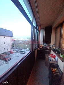 Hotel / Pensiune cu 32 camere-vânzare în Hunedoara, zonă Centrală