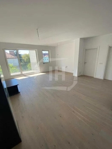 Apartament 2 camere, finisat, 57 mp, 10 mp terasa, parcare in Record Park