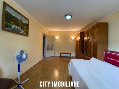 Apartament 4 camere, S 79 mp + Logie, decomandat, Zorilor. de vanzare