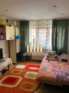 Apartament cu 2 camere decomandate, Cetate