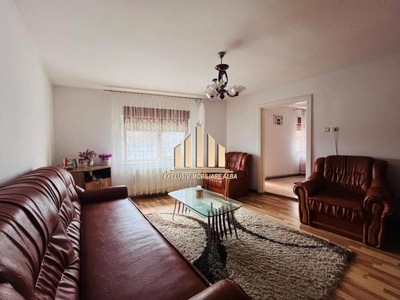 Apartament cu 3 camere la casa, Centru