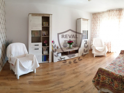 Apartament cu 3 camere, langa Selena.