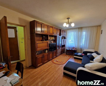Apartament de 4 camere ( CU CENTRALA )-Parc Racheta-Comis...