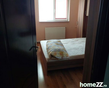 Apartament renovat cu centrala proprie | Piata Iancului