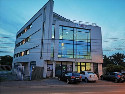 Cladire comerciala 940 mp Craiova