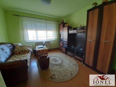 Vanzare apartament 3 camere decomandat, Alba Iulia, Cetate