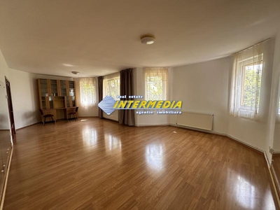 Vanzare Casa D+P+2E+Pod garaj curte cu 10 camere Alba Iulia Cetate mobilata si utilata