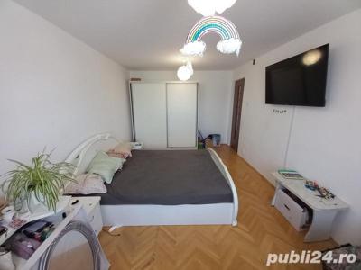 Apartament 3 camere decomandat in Vasile Aaron