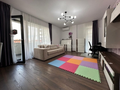 Apartament 3 camere de vanzare, 94 mp, Buna Ziua, Cluj Napoca