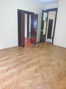 Apartament 6 camere de vanzare BUCURESTI - Bucuresti