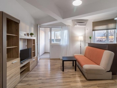 Apartament cu 2 camere - 8 minute pe jos, pana la metrou Berceni. Gata de mutat!