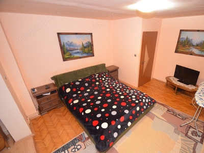 Apartament decomandat la etajul 1 cu 2 balcoane