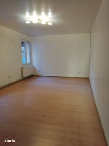 Apartament 2 camere DN aprope de Profi, vedere stradala E85, zona pod