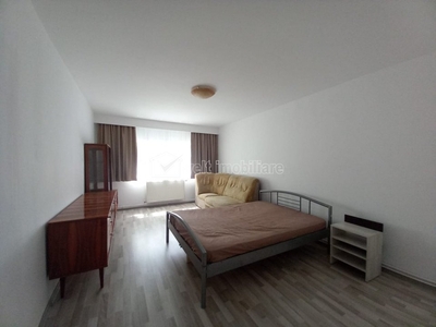 De inchiriat apartament cu 3 camere 2 bai Brates