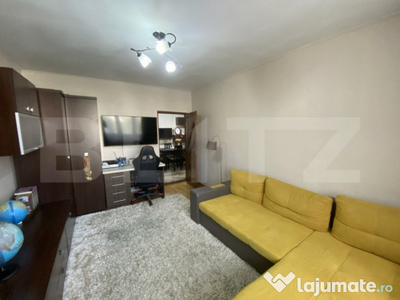 Apartament 2 camere, 50 mp, decomandat, zona Centrala