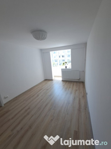 Apartament 2 camere, decomandat, 7/10, renovat, in Drumul Ta