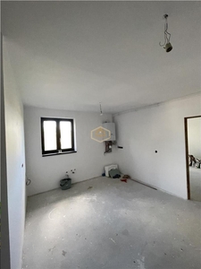 Apartament 2 camere decomandat | Semifinisat